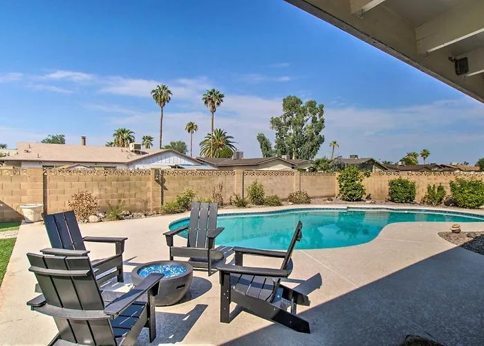 Ferienhaus Fire Pit, Heated Pool: Escape!